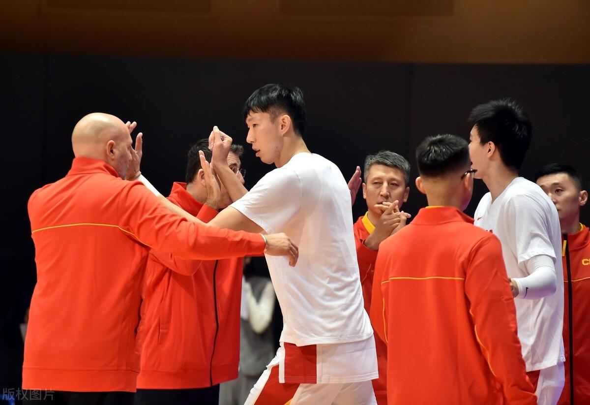 周琦撕架新疆男篮后，目前暂无球打+口碑下滑，经纪人睢冉惹争议