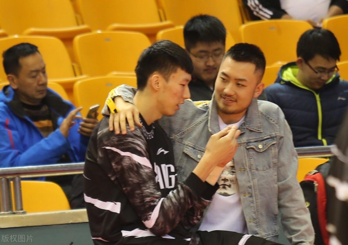 周琦撕架新疆男篮后，目前暂无球打+口碑下滑，经纪人睢冉惹争议