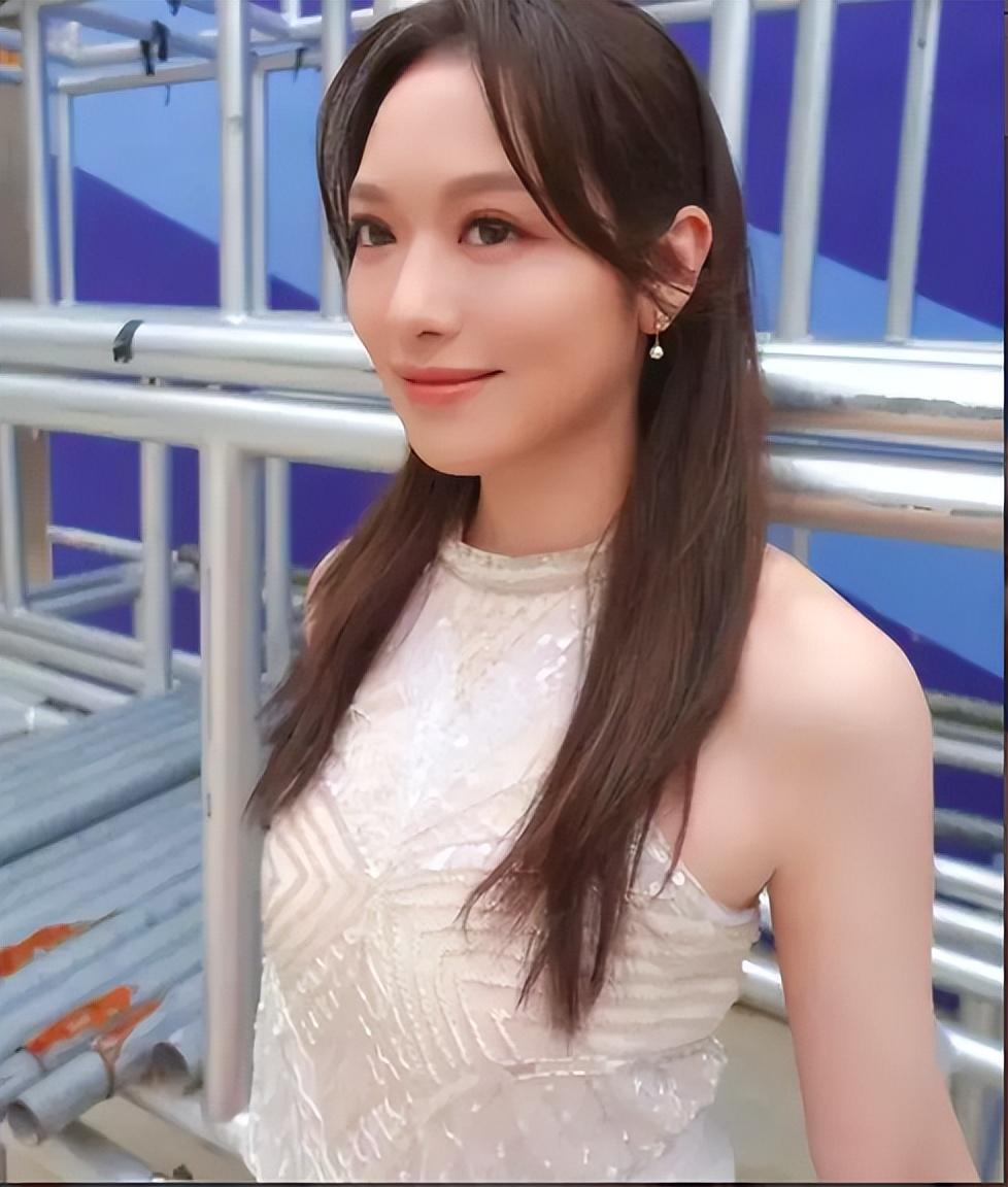 TVB两小花接受采访，一位被传雪藏，一位演技极速提升获力捧