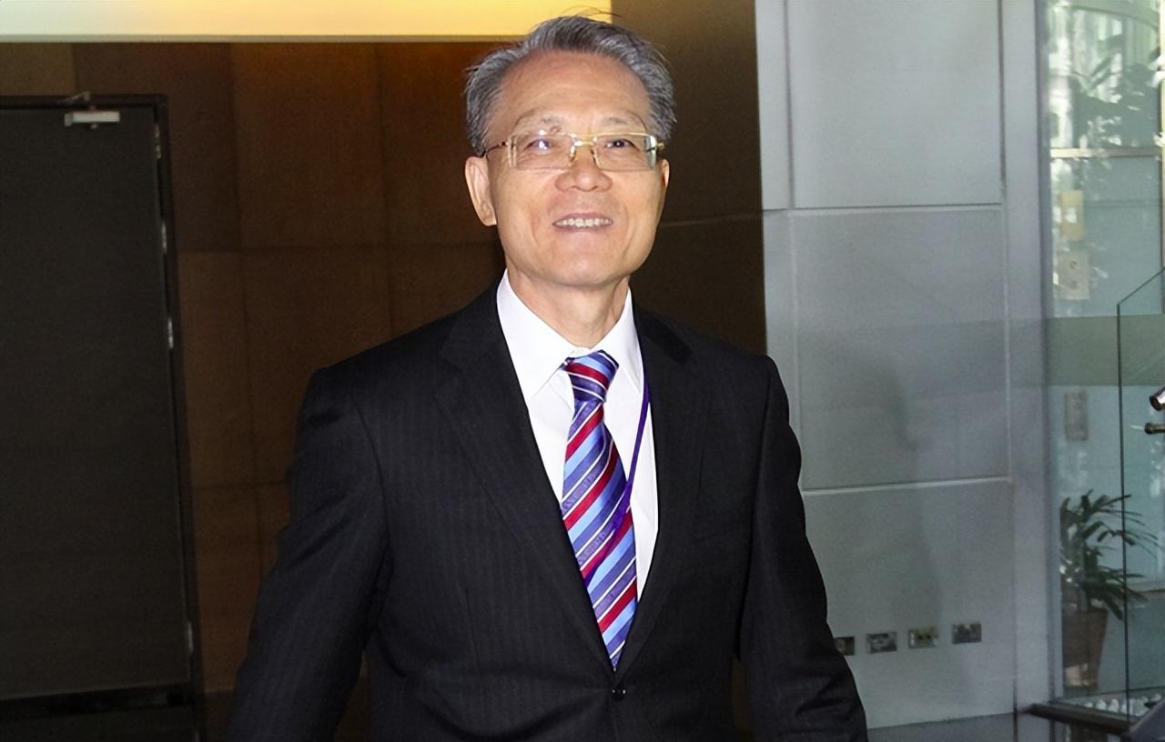 早晚要被轰，蔡当局叫回“驻洪代表”，自己敲响“邦交”丧钟