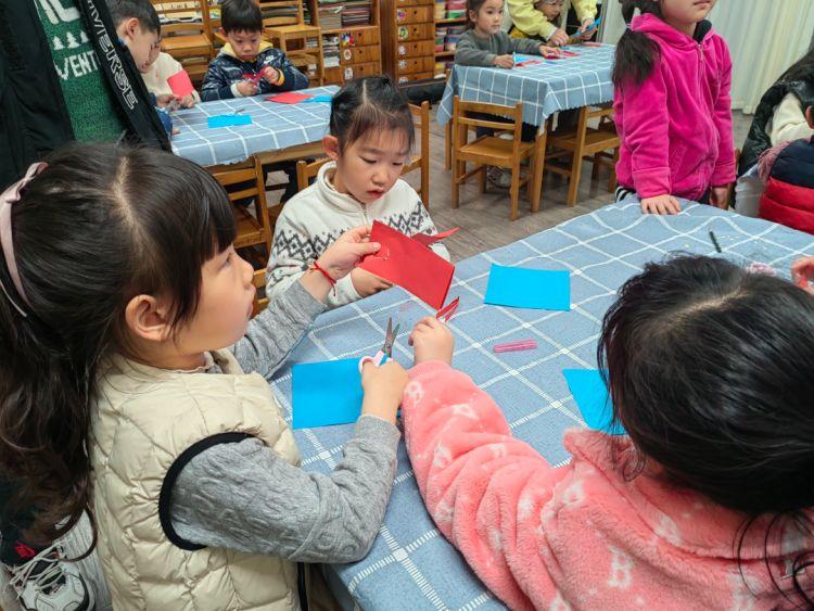 每年2万名学生参与！这个街道将“上海剪纸”体验课送进校园