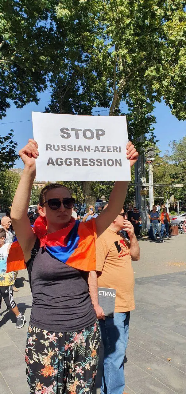 俄亲密盟友也“投美”了？亚美尼亚做好准备，或将逮捕普京
