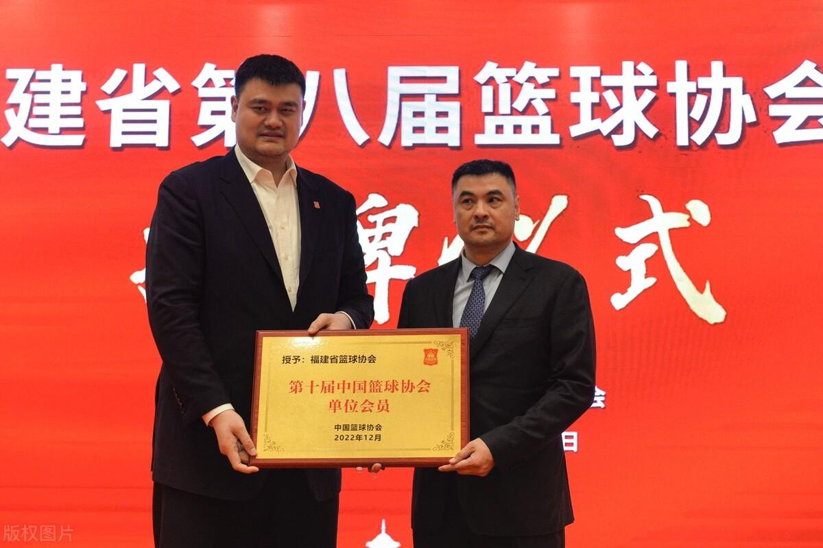 恭喜巩晓彬，CBA名帅升官任国家篮球学院副院长，影响力不输姚明
