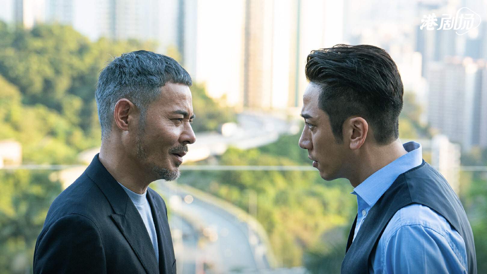 TVB实力男星再凭反派出圈！曝拿奖看时机，与妻子婚后坚持丁克