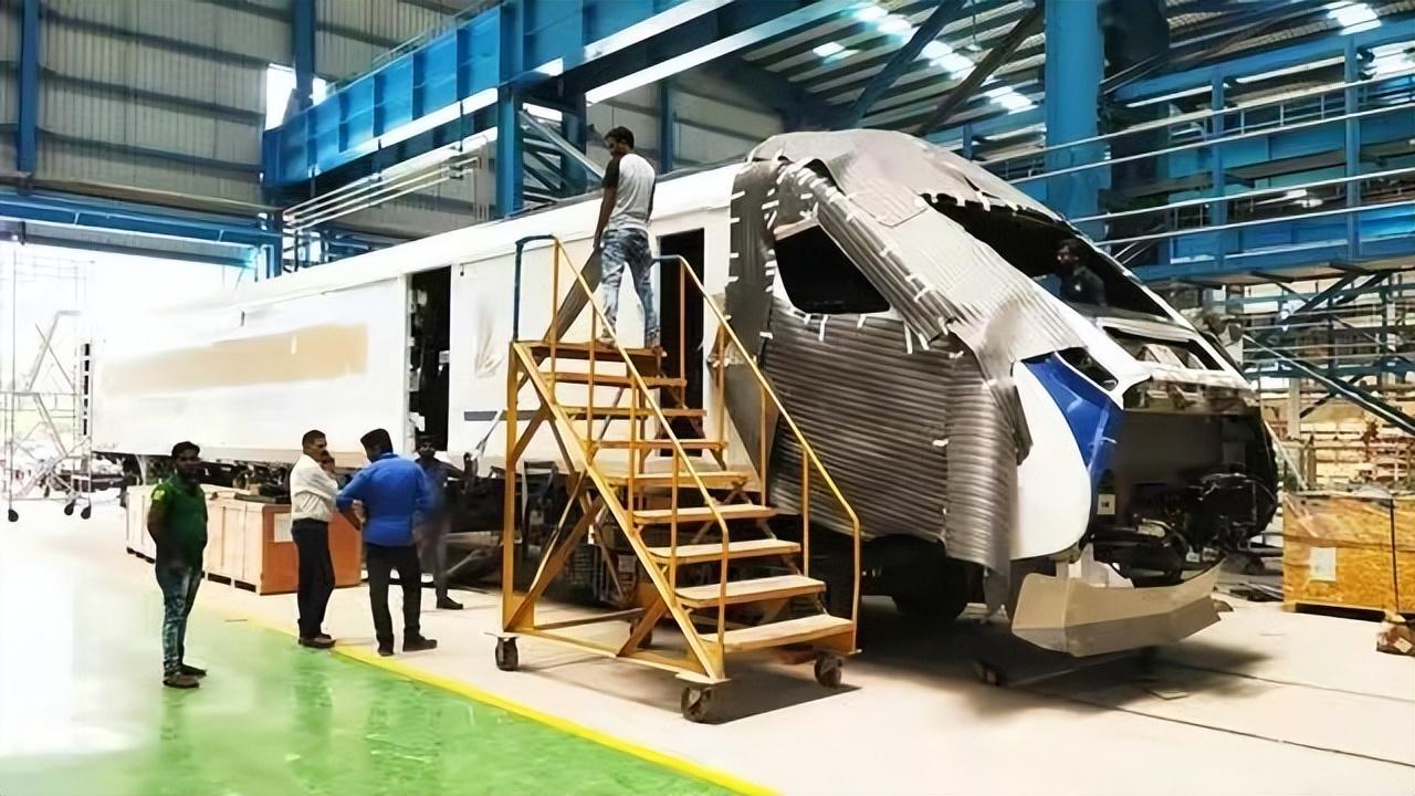 俄罗斯要给印度造火车，一辆车一个亿，中国企业早早被踢开