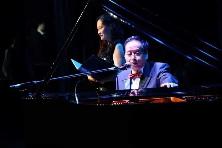 钢琴大师刘念劬本周六将与多位青年演奏家在苏州河畔联袂演出