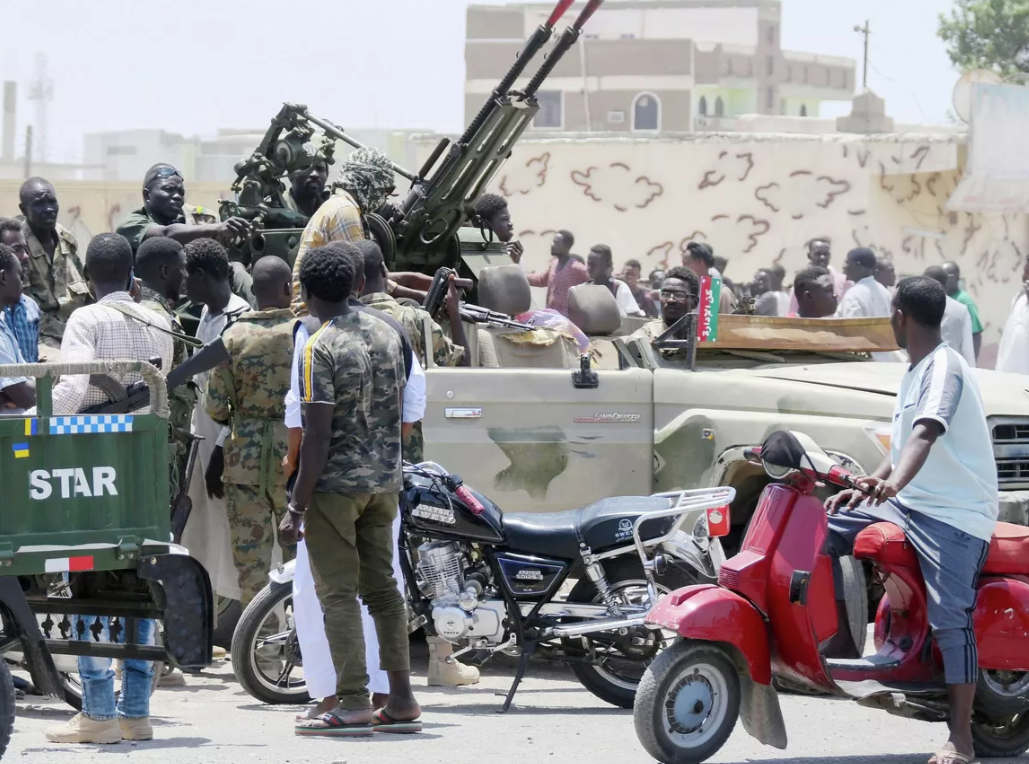 苏丹激战，中美俄一致呼吁和平，情况却错综复杂