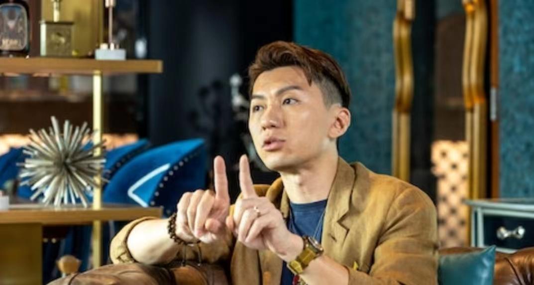 自认性格敏感！TVB男星承认爱对号入座，近年常与媒体网友开骂战